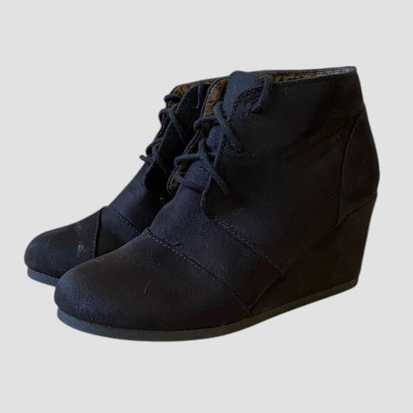 CityClassified Rex-S Wedge Heel Ankle Bootie Women's Size S Black Lace-Up Casual - Picture 1 of 16